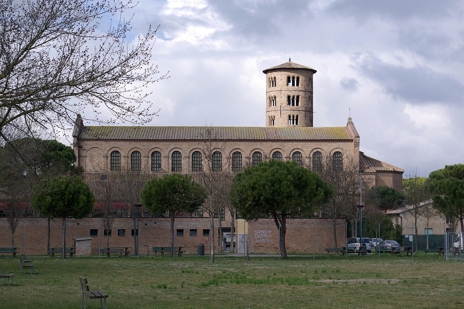 Real reference image of Basilica of Sant'Apollinare in Classe