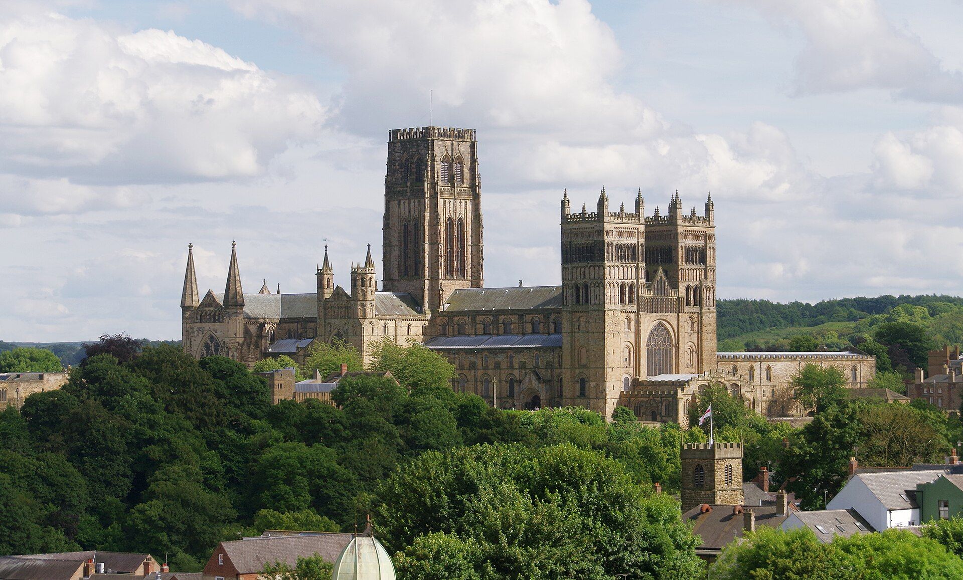 Real reference image of Durham Cathedral